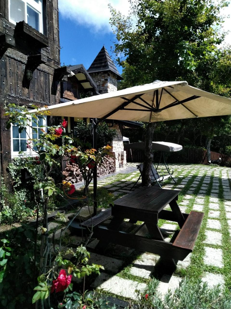 Black Forest Manor Ренай Екстериор снимка