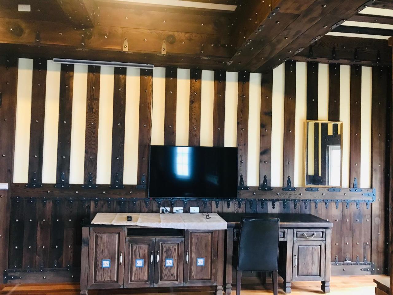 Black Forest Manor Ренай Екстериор снимка