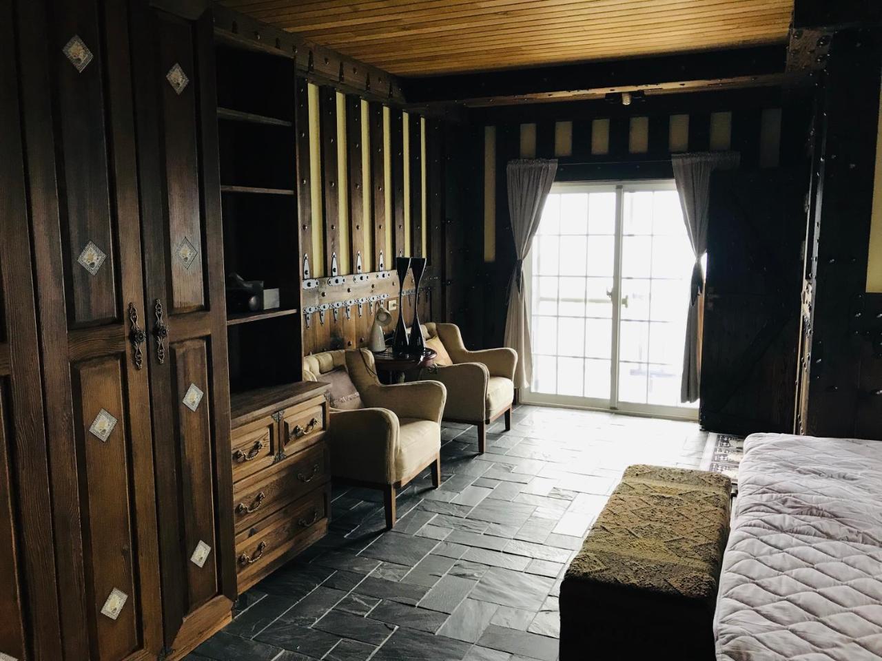 Black Forest Manor Ренай Екстериор снимка