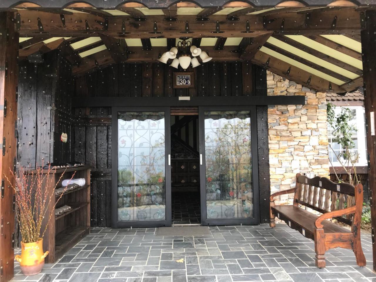 Black Forest Manor Ренай Екстериор снимка