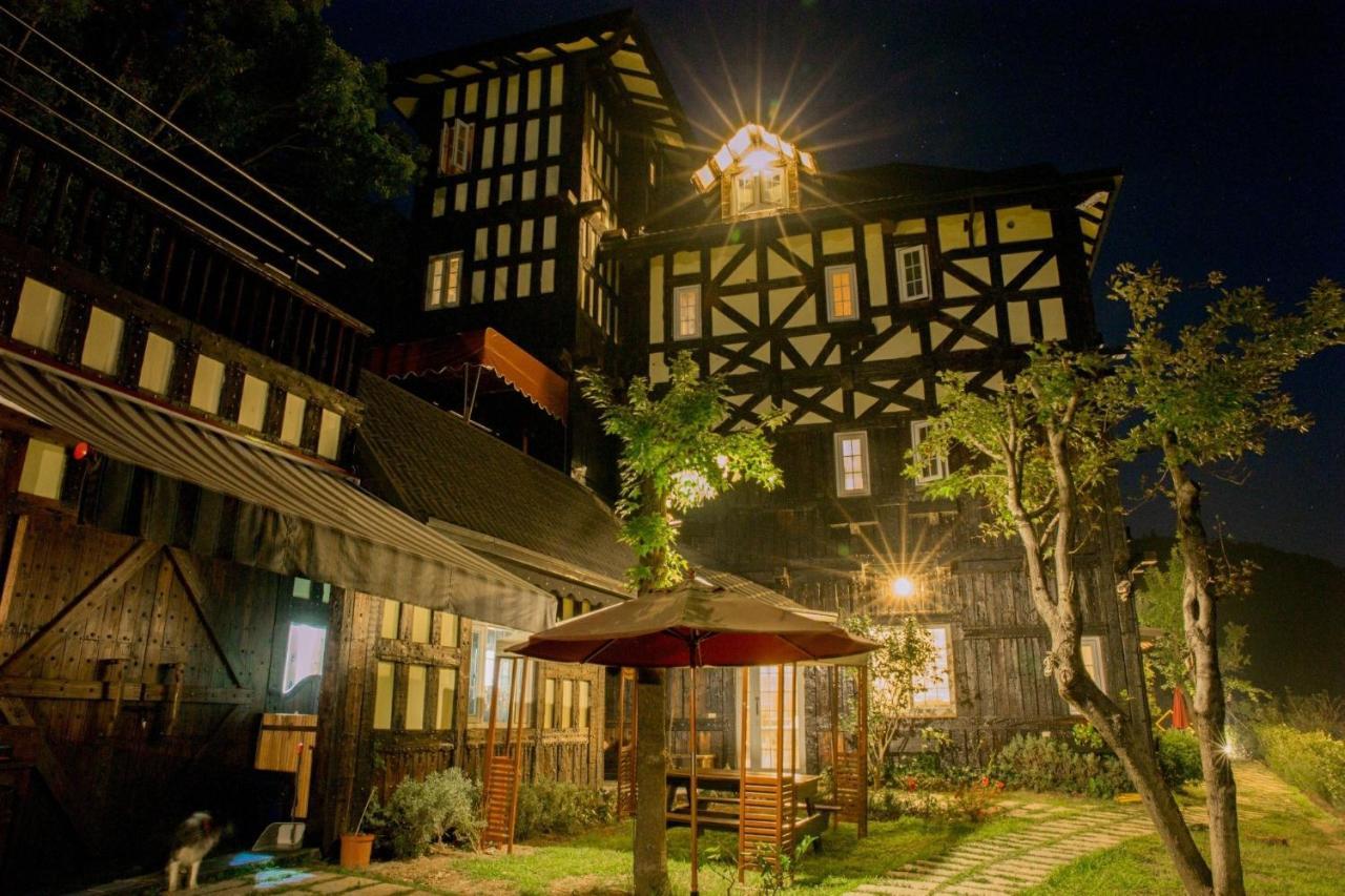 Black Forest Manor Ренай Екстериор снимка